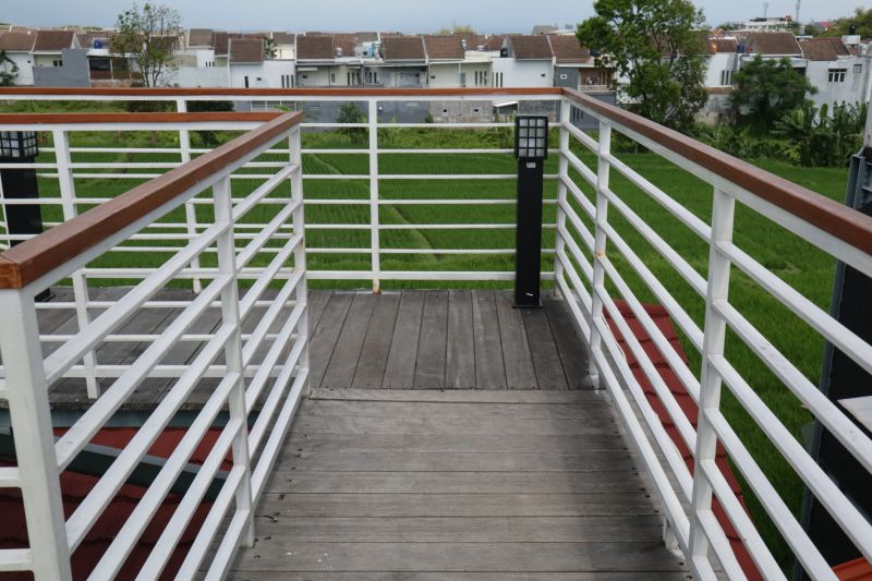 Outdoor Handrail Setup During Mild Weather